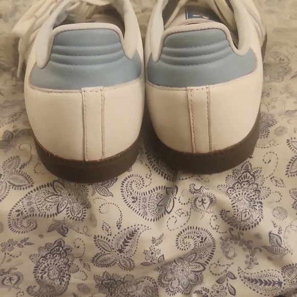 Adidas Samba White and Light Gray Shoes - Picture 3 of 5